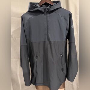Under Armour Performance Light Jacket Size Large